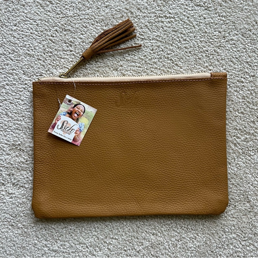 NWT Sseko Tassel Clutch in Ochre